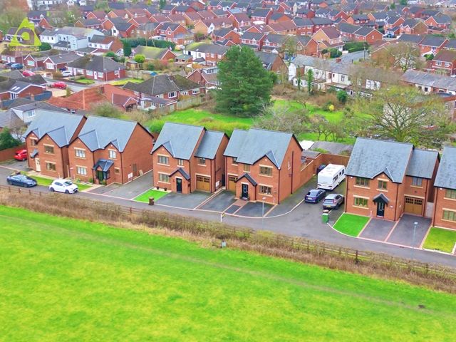 Property photo 1 of 21