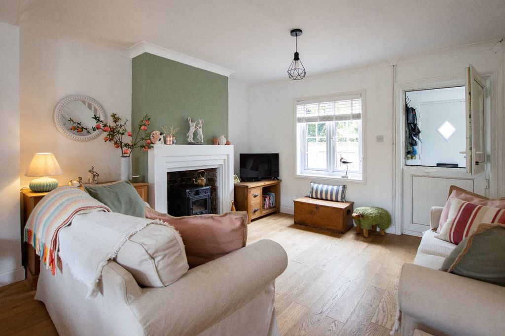 Property photo 3 of 22 5330174