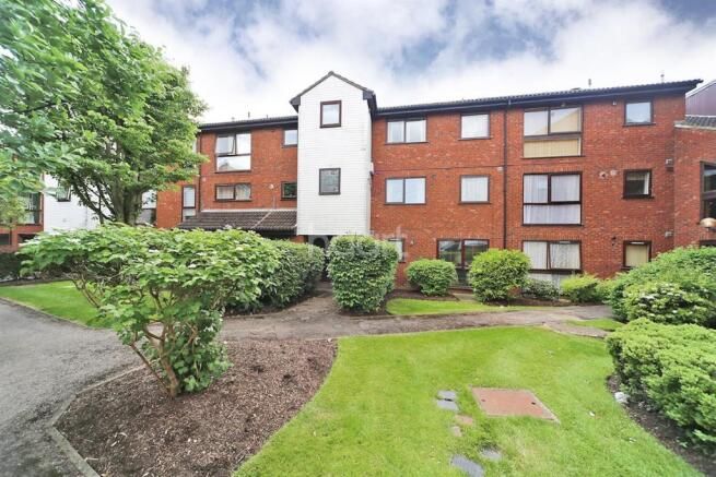 Property photo 1 of 8