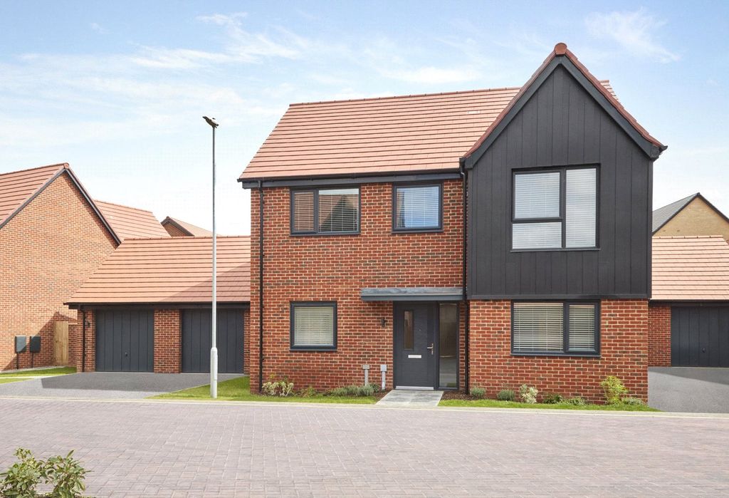 Property photo 1 of 21 Picture No. 01