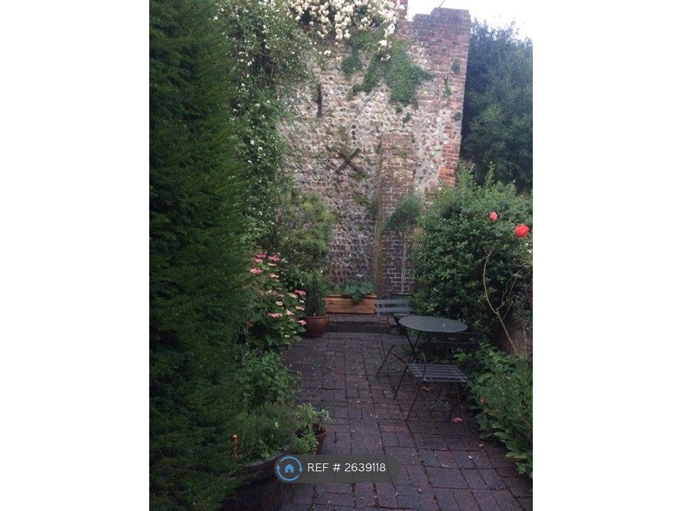 Property photo 1 of 21 Garden