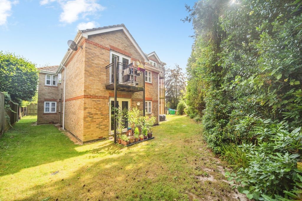 Property photo 2 of 19 Pbox-Img.Jpg