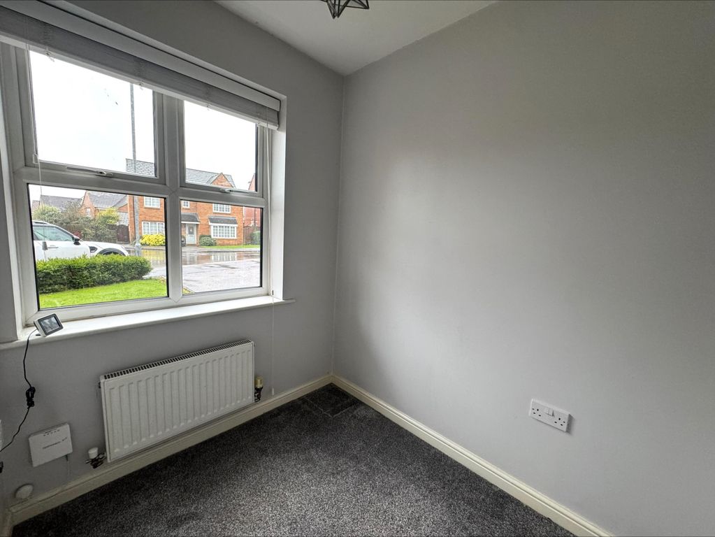 Property photo 3 of 23 Study