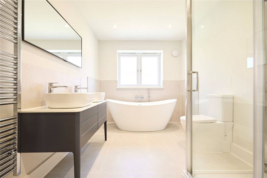 Property photo 3 of 18 Picture No. 47