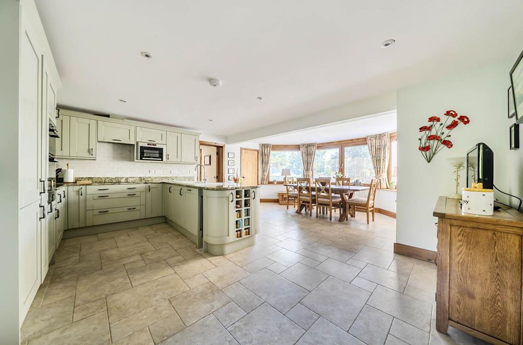Property photo 3 of 27 1488329 (41).Jpg