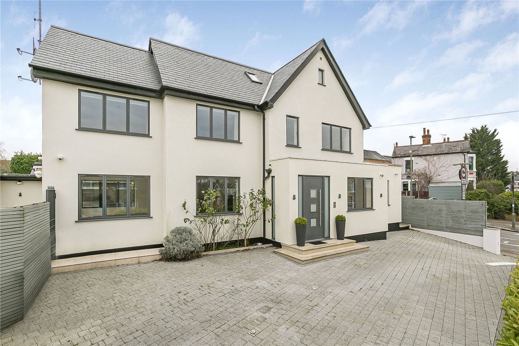 Property photo 1 of 28 Picture No. 06