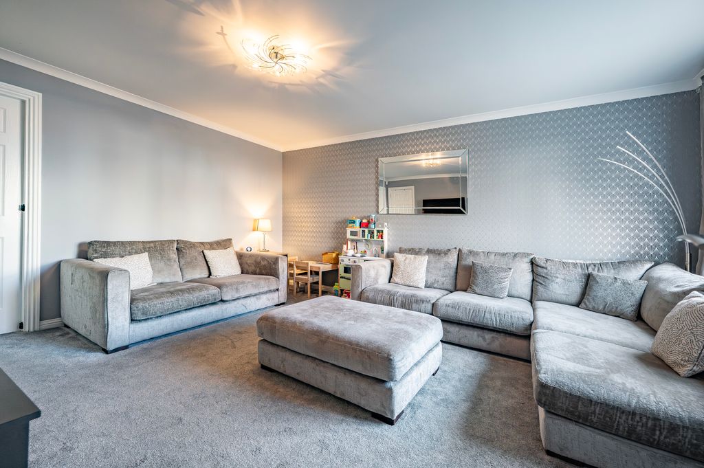 Property photo 3 of 29