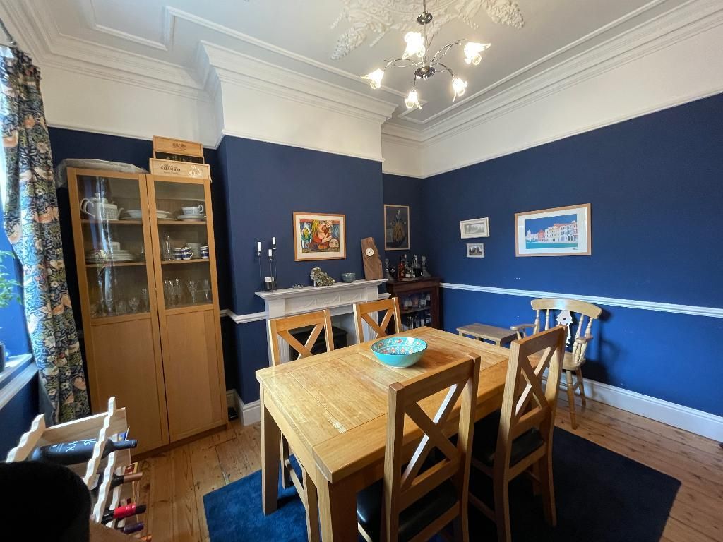 Property photo 2 of 21 Dining Room