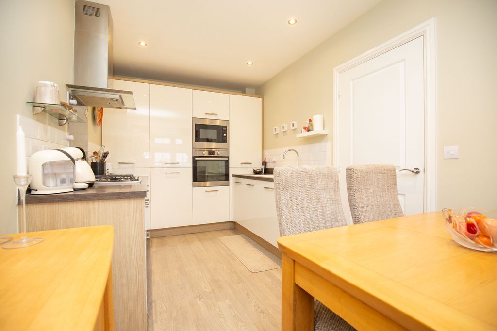 Property photo 3 of 18 Mw-10367