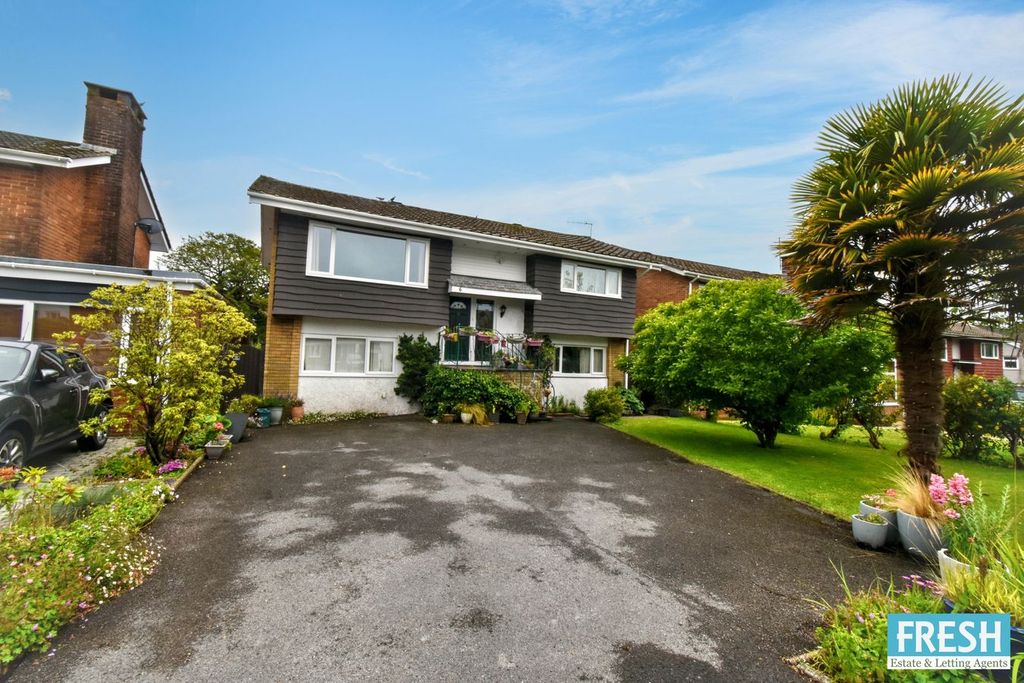 Property photo 1 of 43
