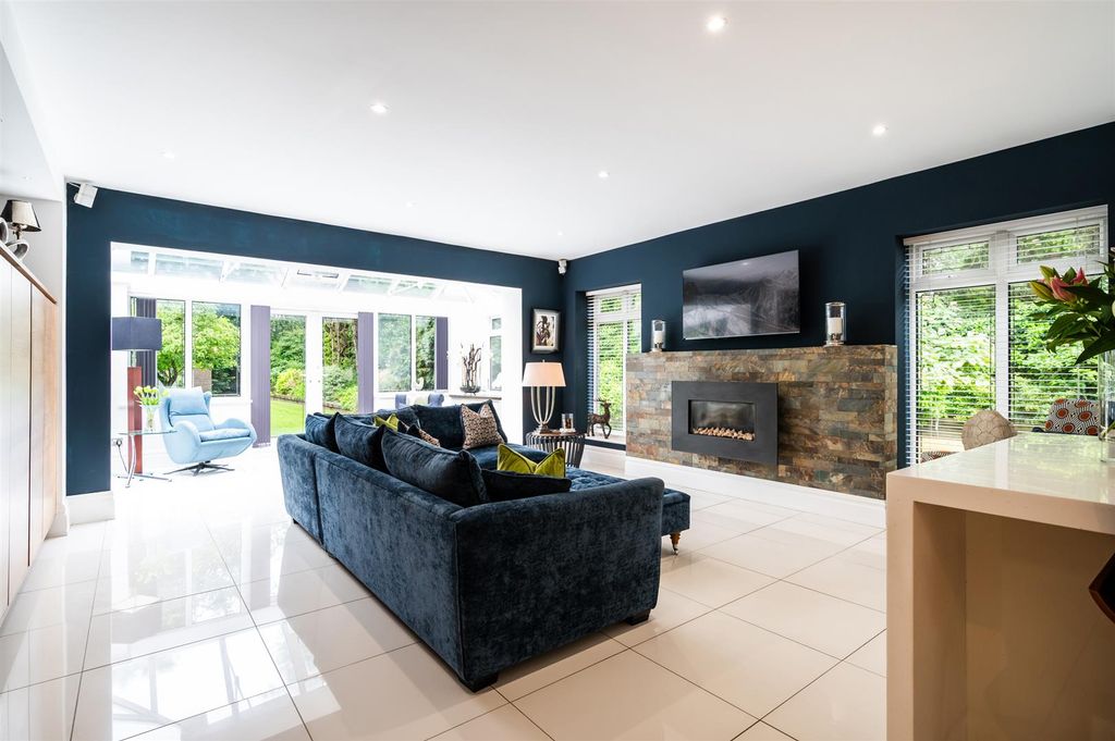 Additional image 16 of 5 bed detached house for saleDore Road, Sheffield S17
