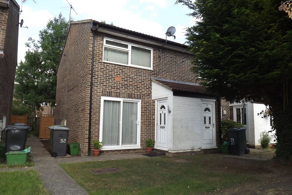 Property photo 1 of 8