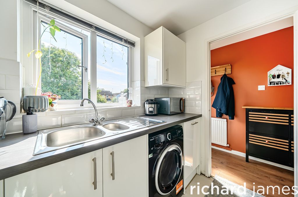 Property photo 3 of 17 6509E8Be84Ca4A67A989B7Ca9A8Fc0F5