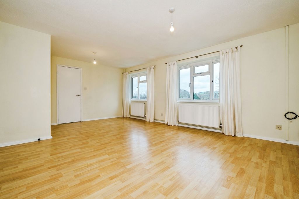 Property photo 2 of 18 Pbox-Img.Jpg