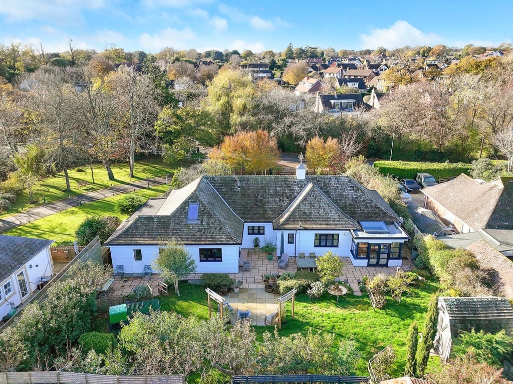 Property photo 1 of 25