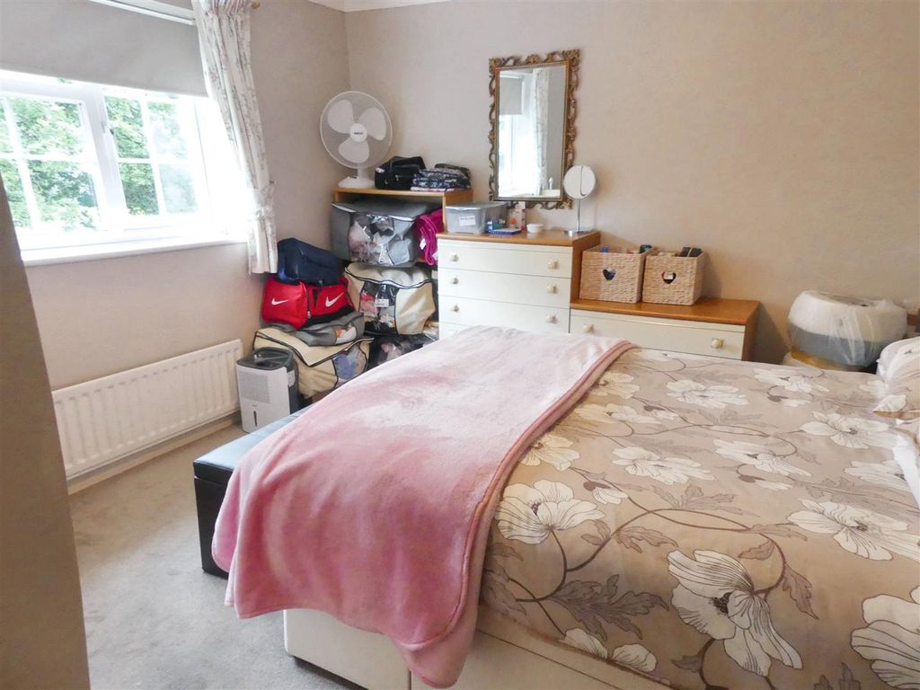 Property photo 3 of 8 4d52429F-E5E3-4660-9dc8-d370Bef40Da9.Jpeg