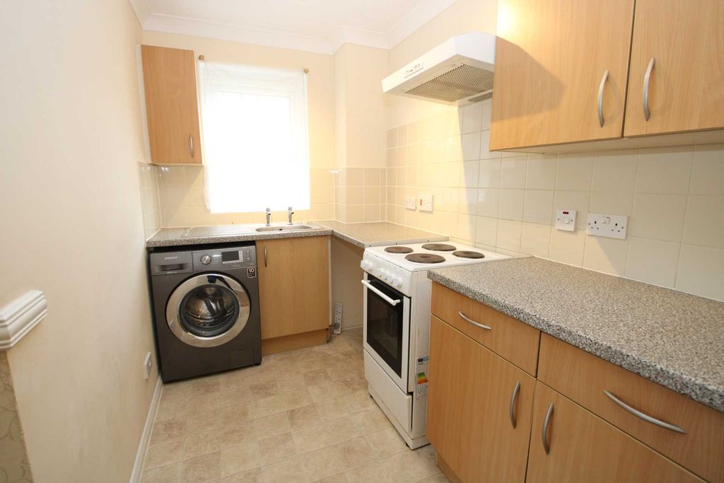 Property photo 3 of 7 Photo