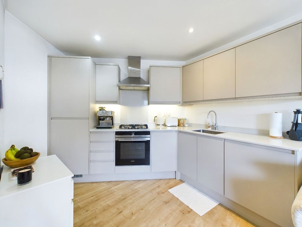 Property photo 2 of 13 Kitchen