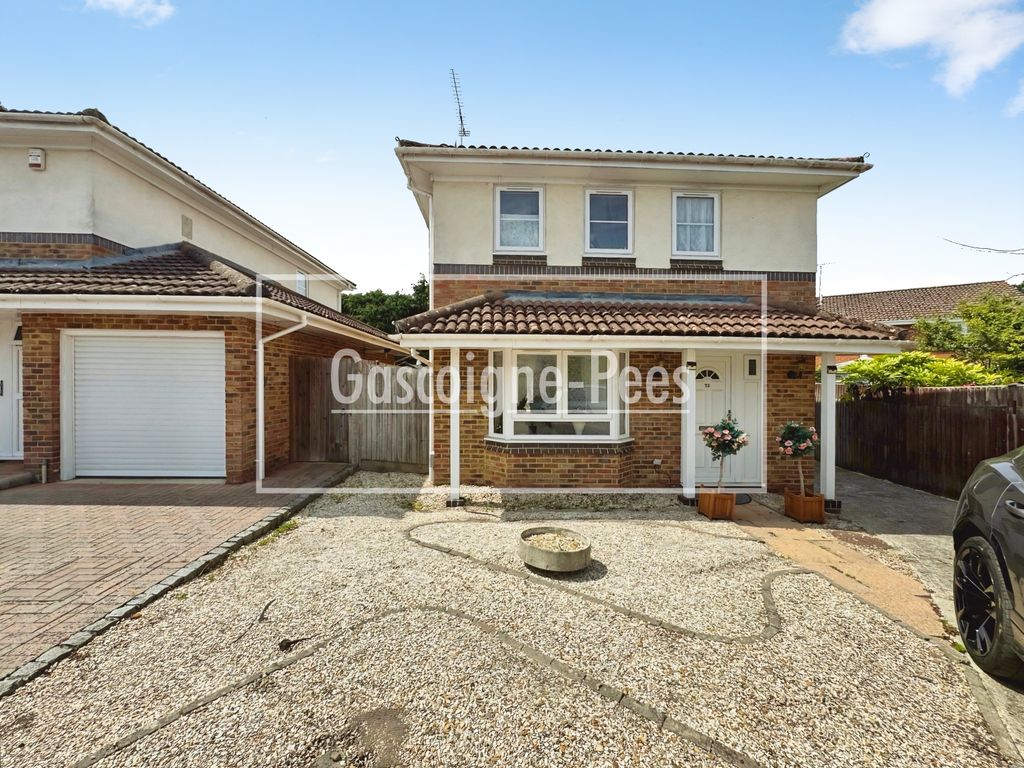 Property photo 1 of 13 External