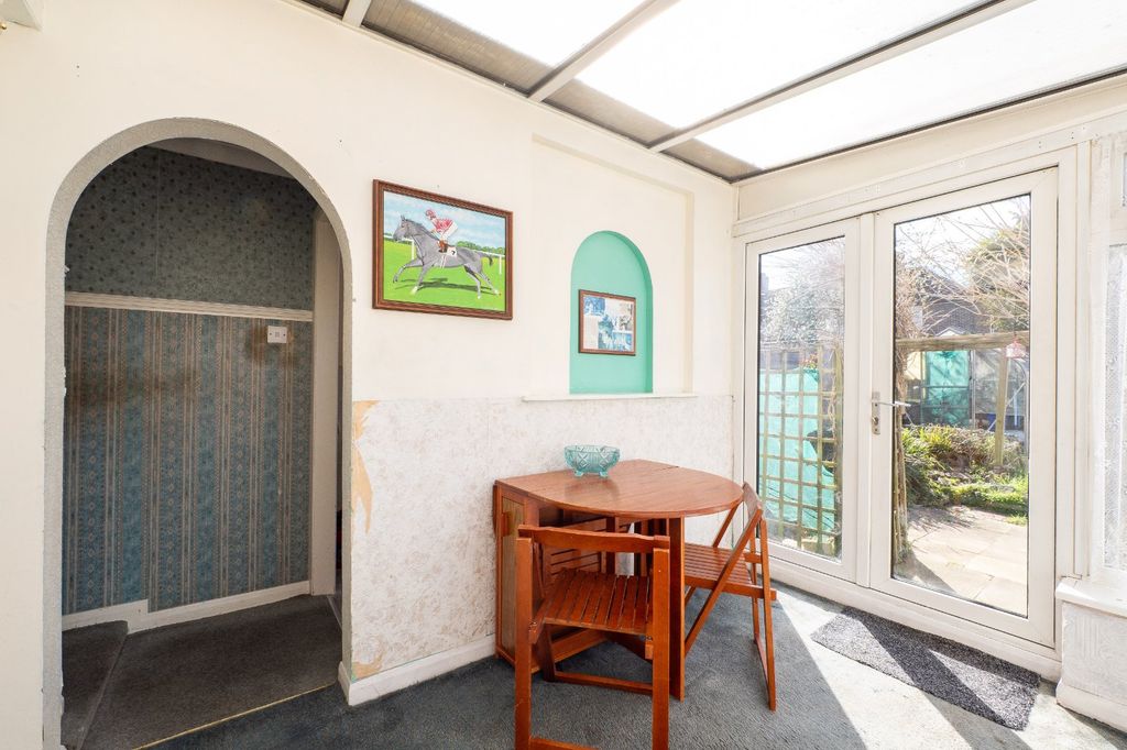 Property photo 3 of 25 Picture No. 11