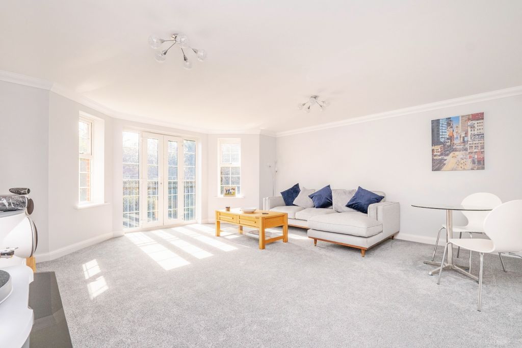 Property photo 1 of 17 Photography