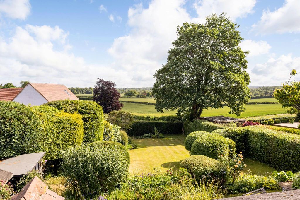 Property photo 2 of 18