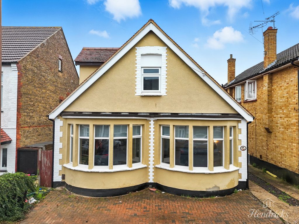 Property photo 1 of 25