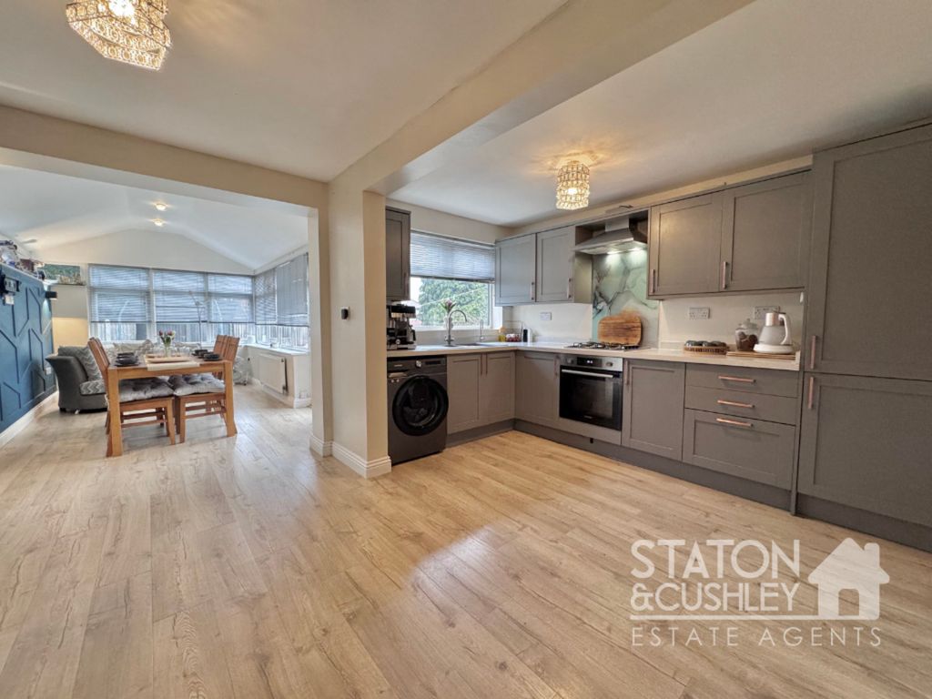 Property photo 2 of 30