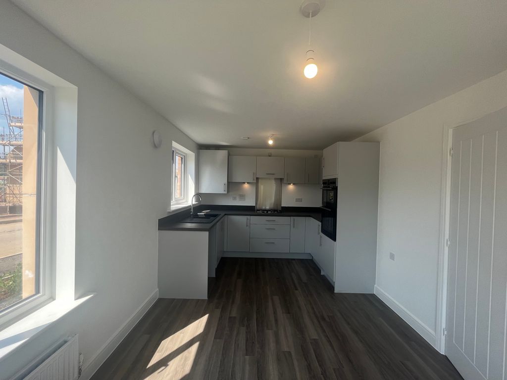 Property photo 3 of 18 Front