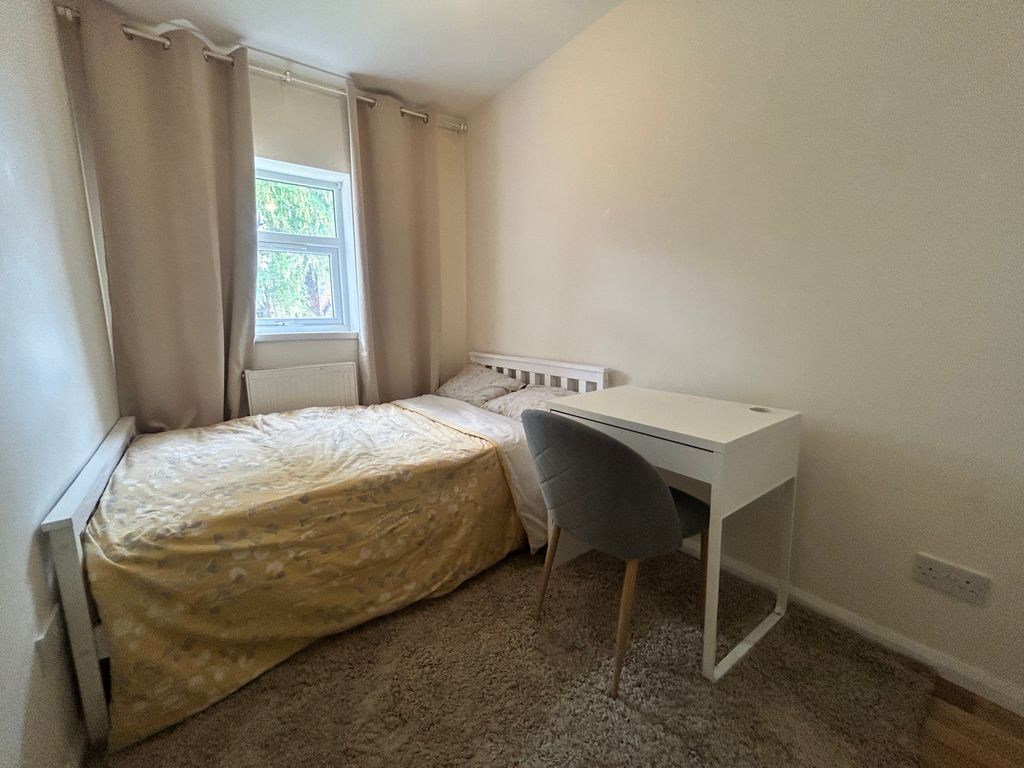 Property photo 2 of 7 Image