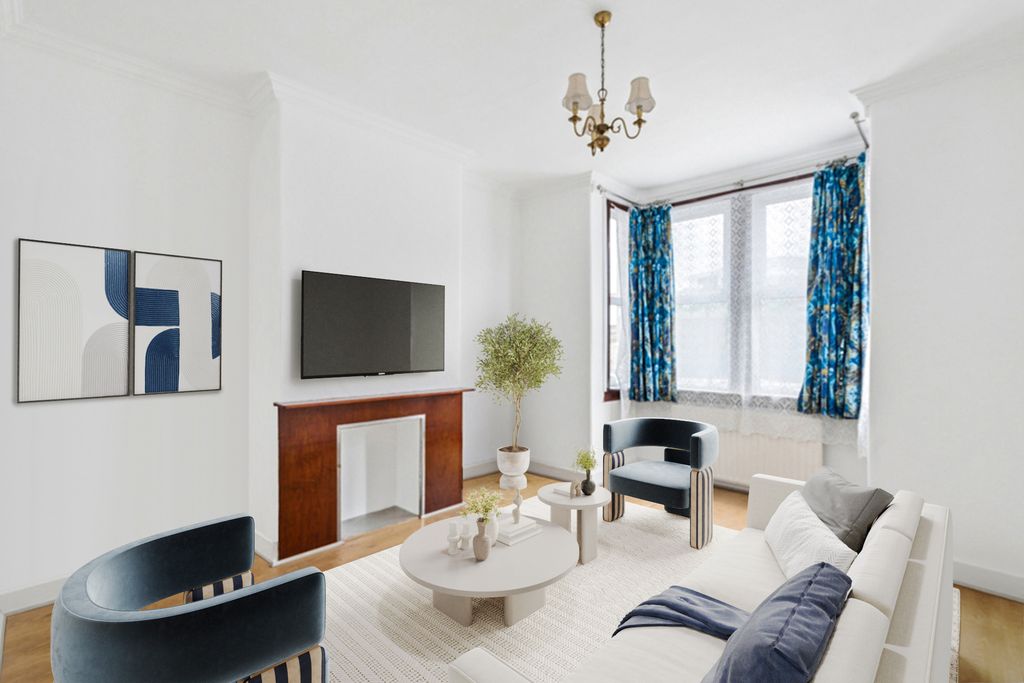 Property photo 1 of 12