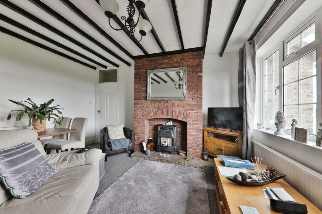 Property photo 1 of 25 3095422