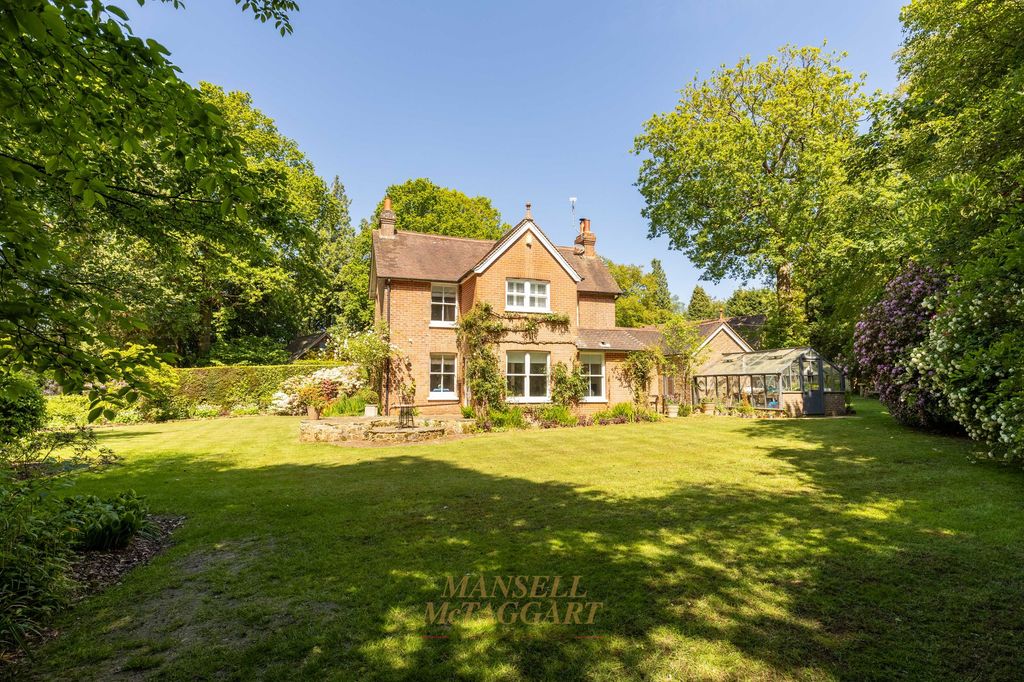 Property photo 1 of 38