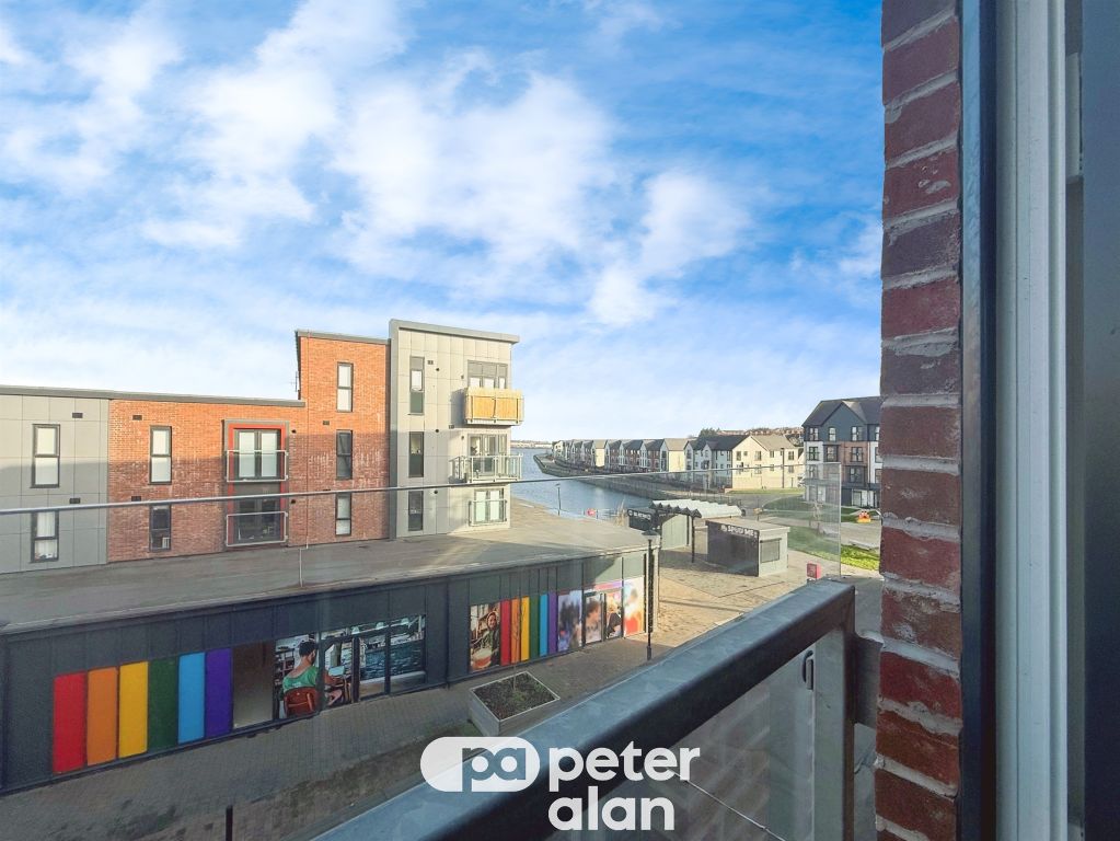 Property photo 3 of 11