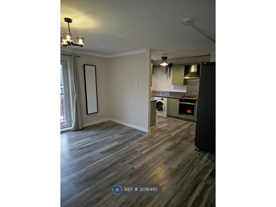 Property photo 3 of 11 Lounge/Dining/Kitchen