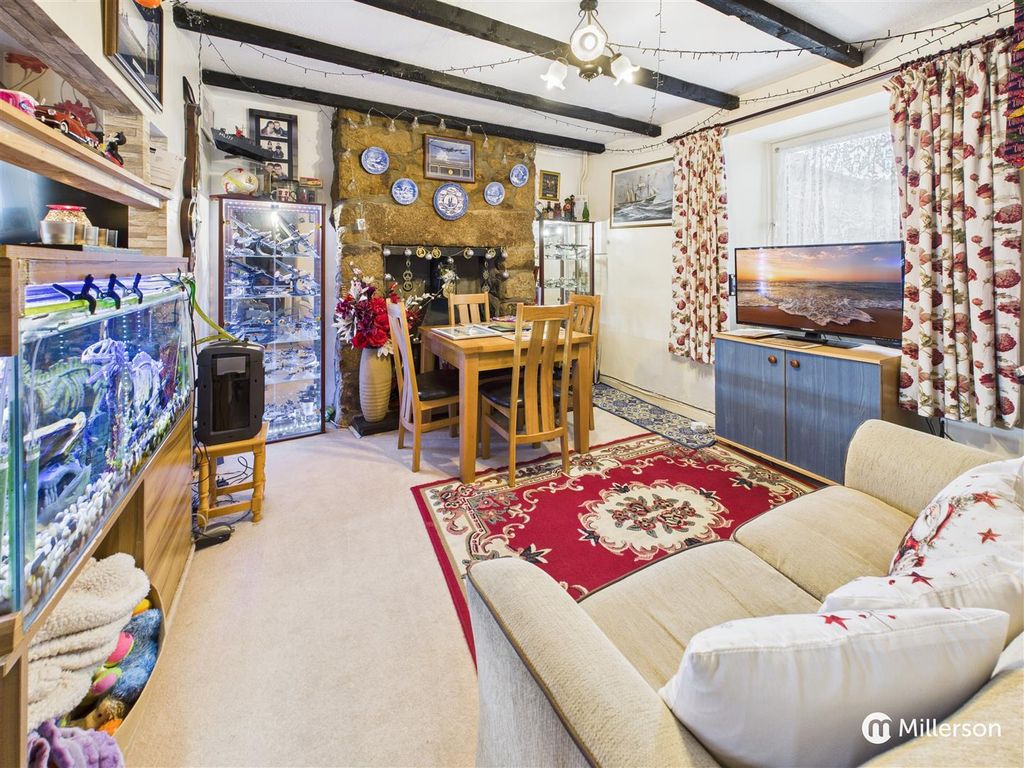 Property photo 3 of 21 Cam05092G0-Pr0119-Still009.Jpg