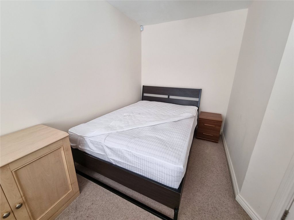 Property photo 1 of 4 Picture No. 04