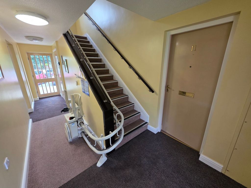 Additional image 4 of 1 bed property for salePriory Gardens, Abergavenny NP7