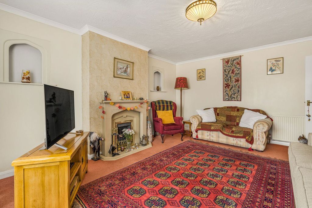 Property photo 3 of 20