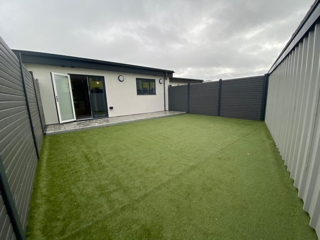 Property photo 3 of 8 Ll Image 03