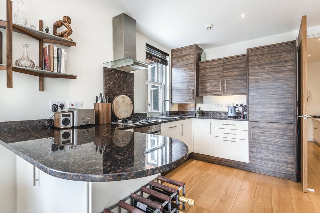 Property photo 3 of 6 475507 (2)
