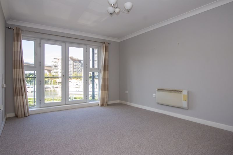 Property photo 2 of 11 Photo 8