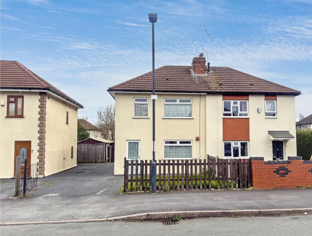 Property photo 1 of 18