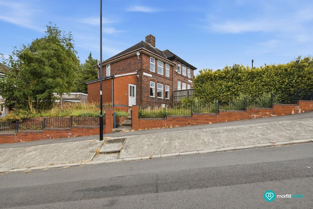 Property photo 1 of 26