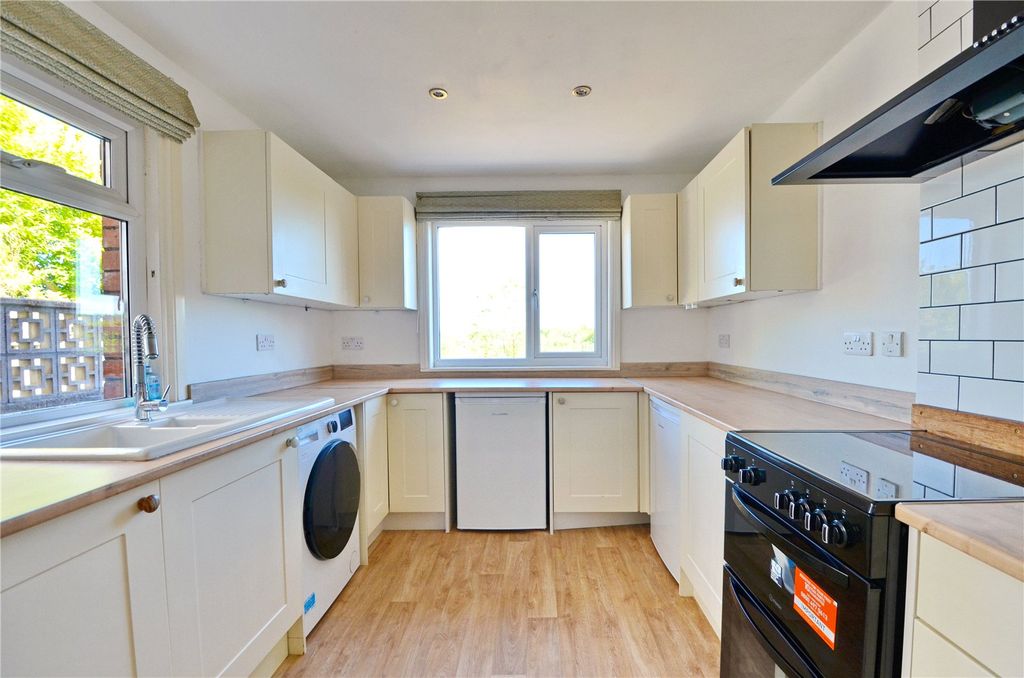 Property photo 1 of 14 Picture No. 02