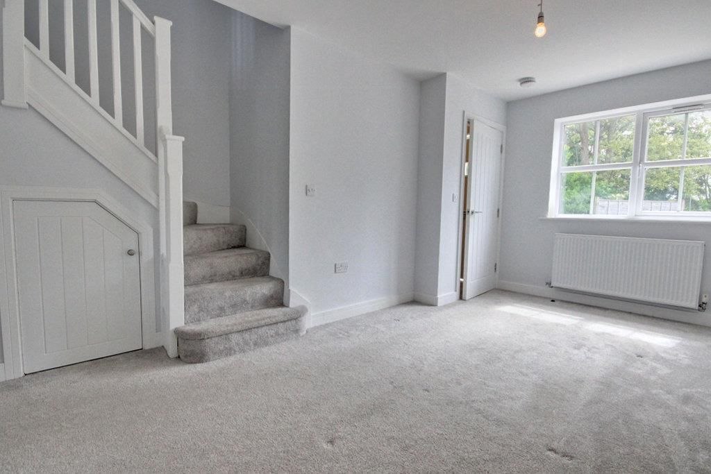 Property photo 3 of 9 Img_0060-Img_0062_Lzn.Jpg