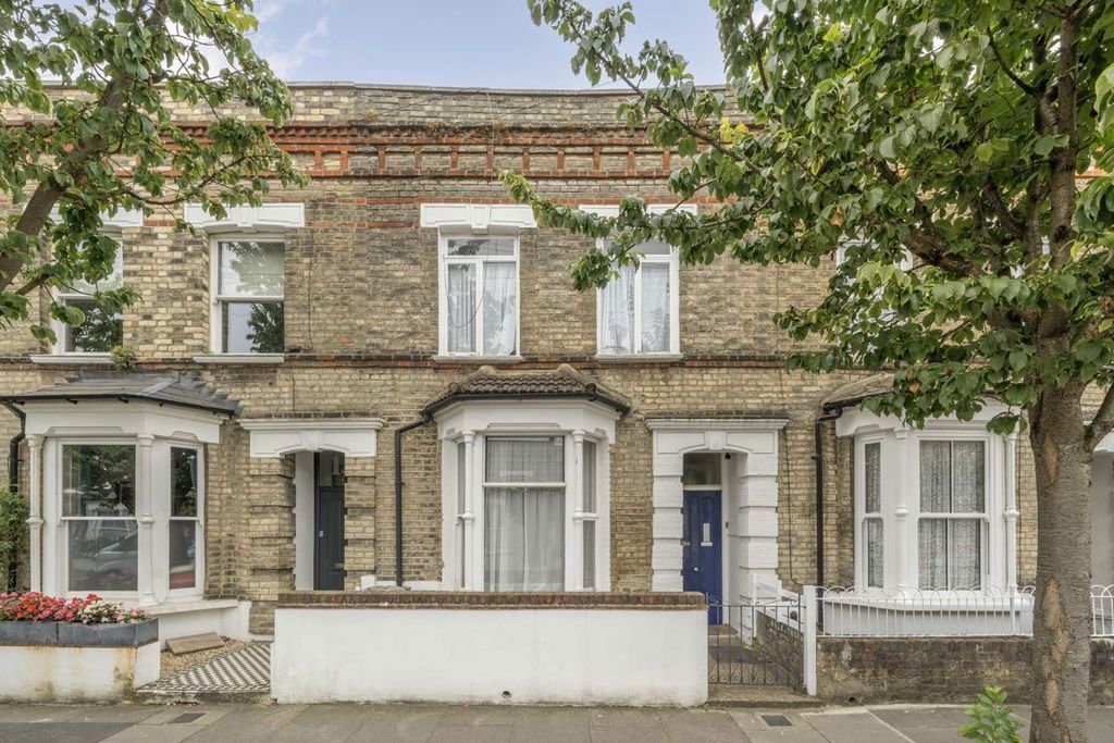 Property photo 1 of 9