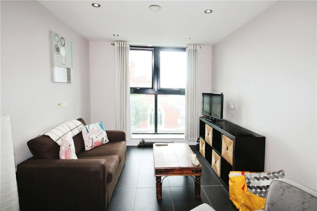 Property photo 2 of 11 Reception Room