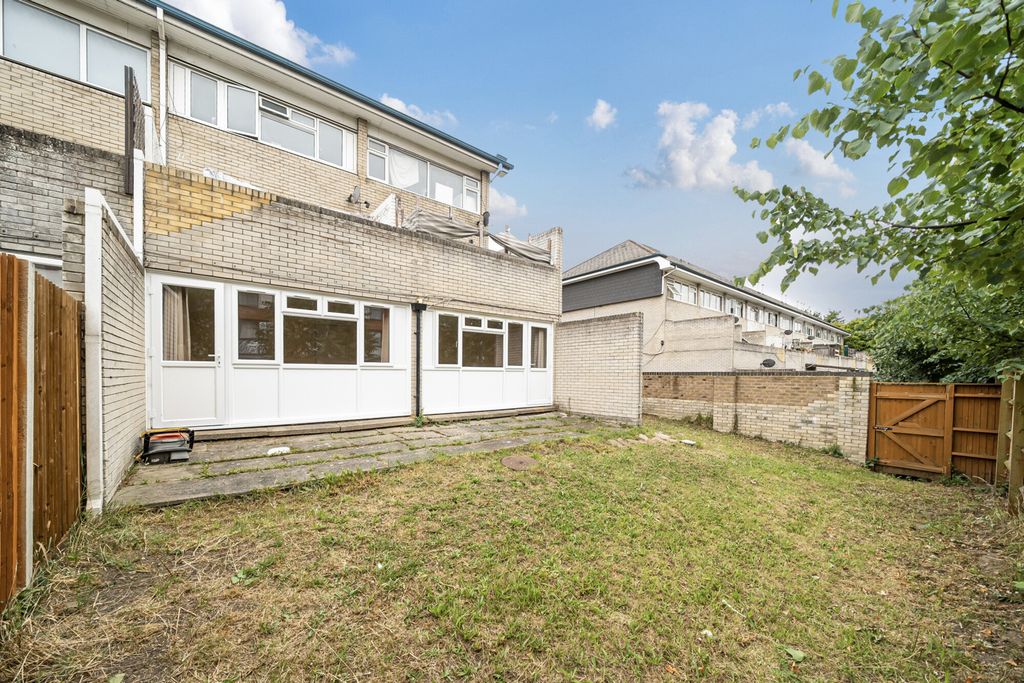 Property photo 1 of 20 1333073-15-6888Bf...
