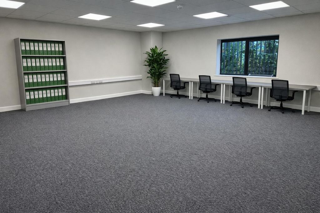 Property photo 1 of 3